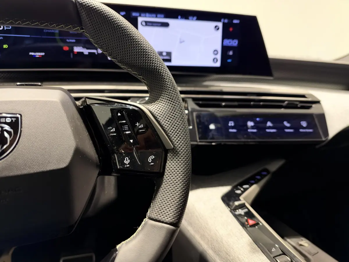1.2 Hybrid 145 GT | APPLE CARPLAY & ANDROID AUTO | CAMERA | GT-UITVOERING | BUITENKANSJE |