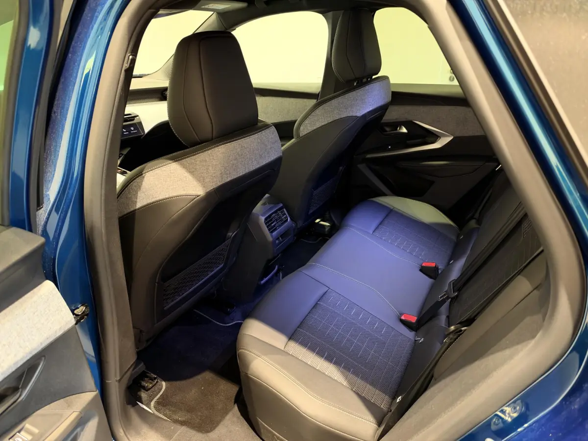 1.2 Hybrid 145 GT | APPLE CARPLAY & ANDROID AUTO | CAMERA | GT-UITVOERING | BUITENKANSJE |