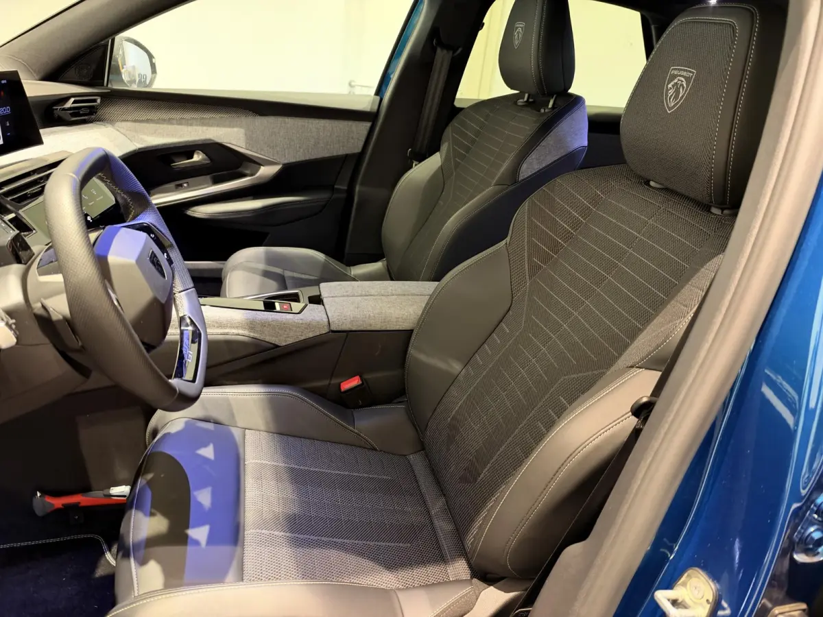 1.2 Hybrid 145 GT | APPLE CARPLAY & ANDROID AUTO | CAMERA | GT-UITVOERING | BUITENKANSJE |