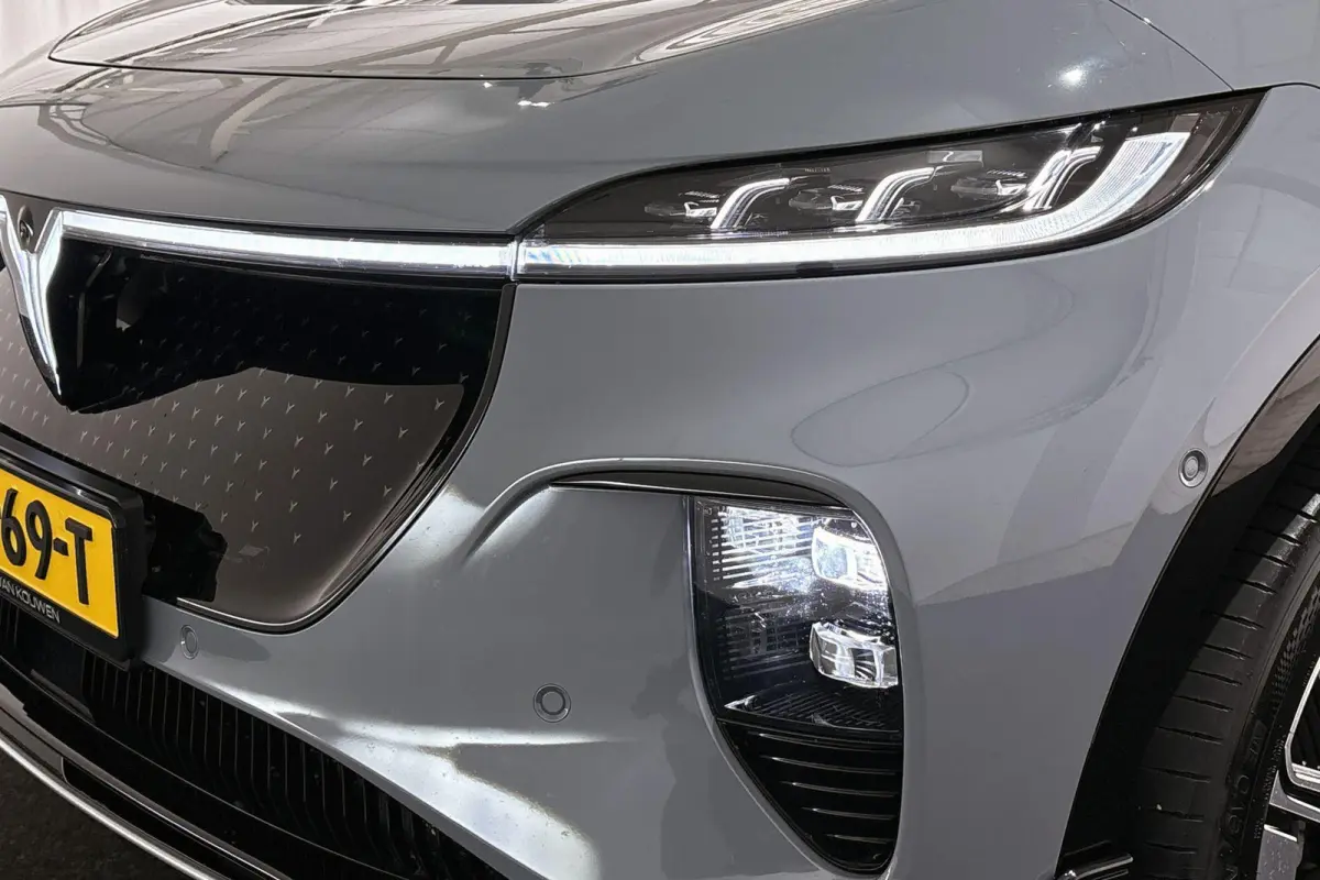 Business Edition 80 kWh Head-Up Stoelverwarming Panoramadak