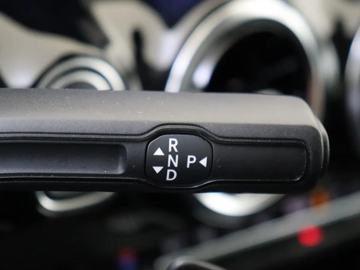 250 e Luxury Line /360 Camera /Apple Carplay /Dodehoekassistent