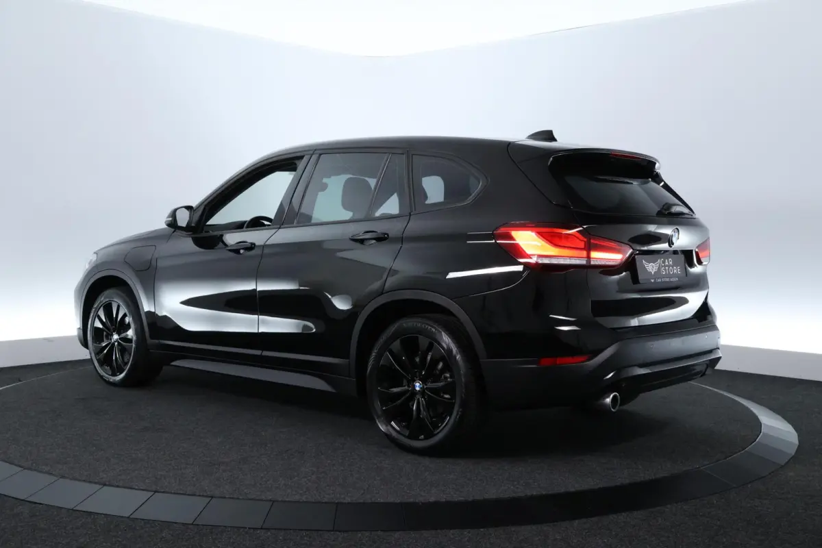 xDrive25e Business Edition Plus |LED|HUD|PDC|SFEERVERL.|ST VWM|+++