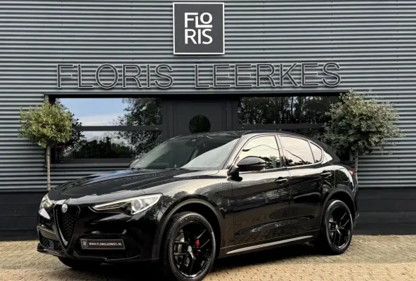 | 2.0 T AWD | 280 PK | Zwart Leer |