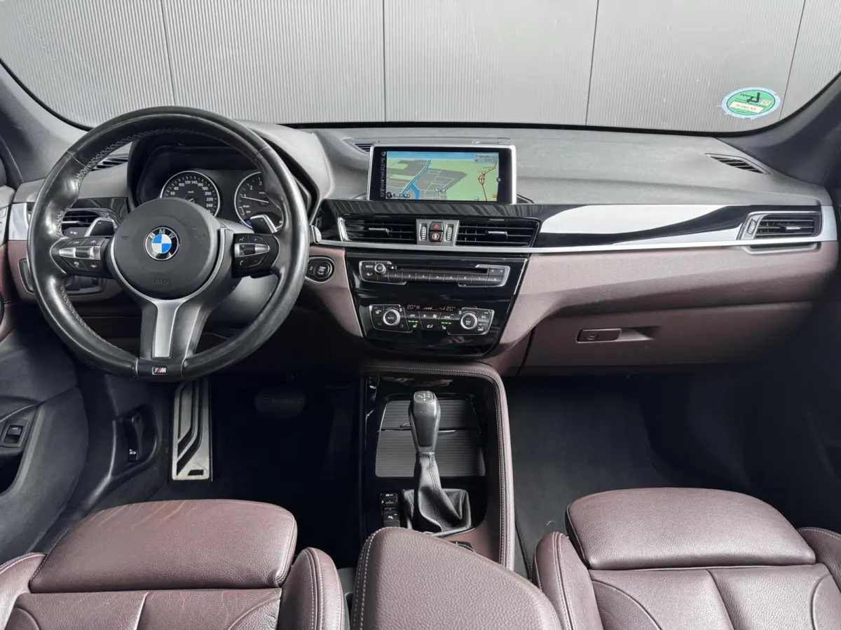 sDrive20i High Executive M Sport NL AUTO|VOL OPTIES