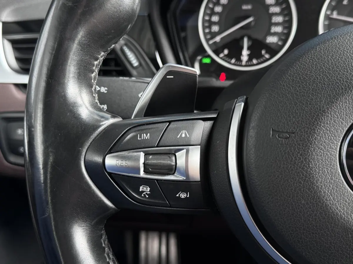 sDrive20i High Executive M Sport NL AUTO|VOL OPTIES