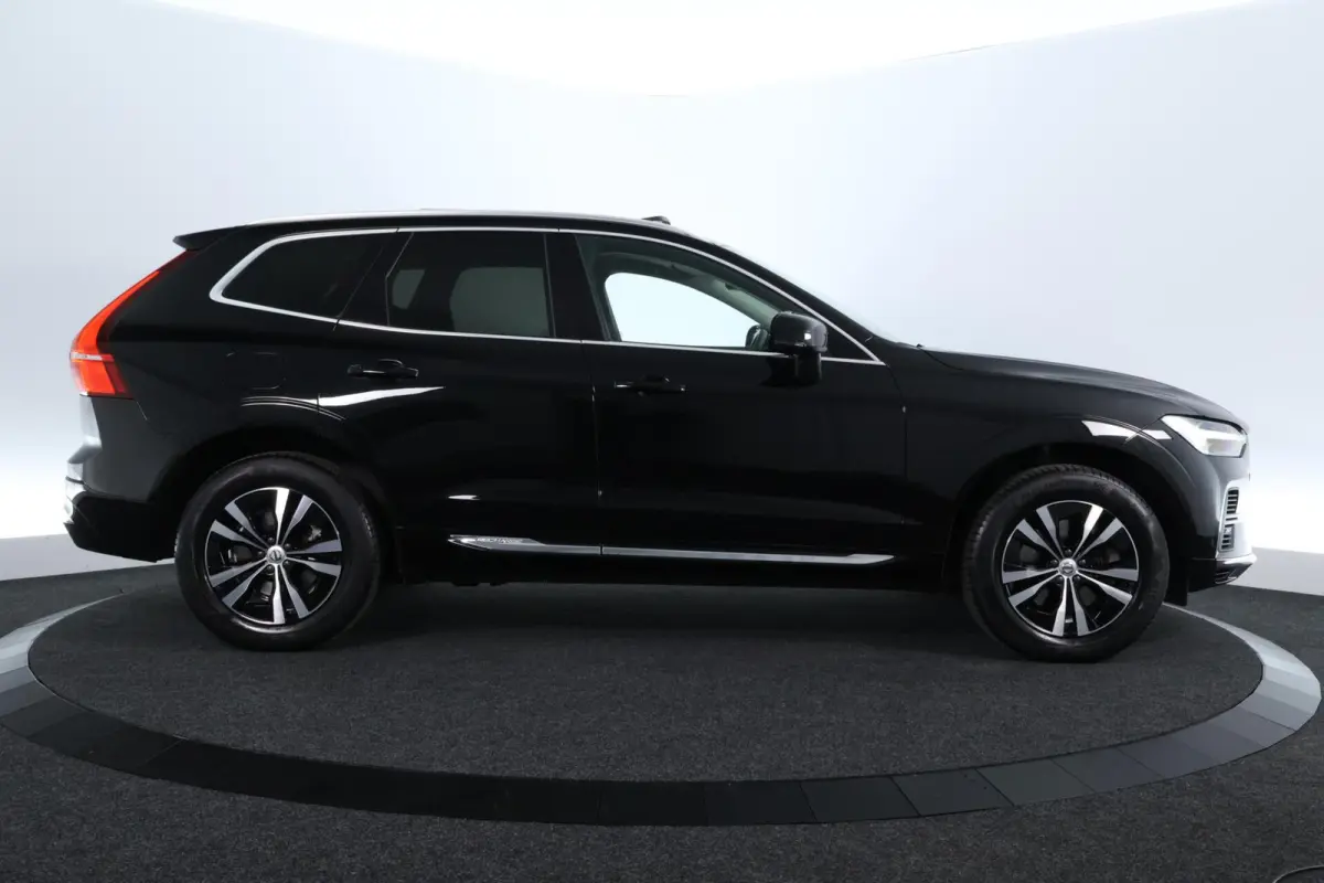 2.0 T6 Plug-in hybrid AWD Core Bright Long Range |PANO|CAMERA|LED|ST + STUUR VWM|TREKHAAK|CARPLAY|+++
