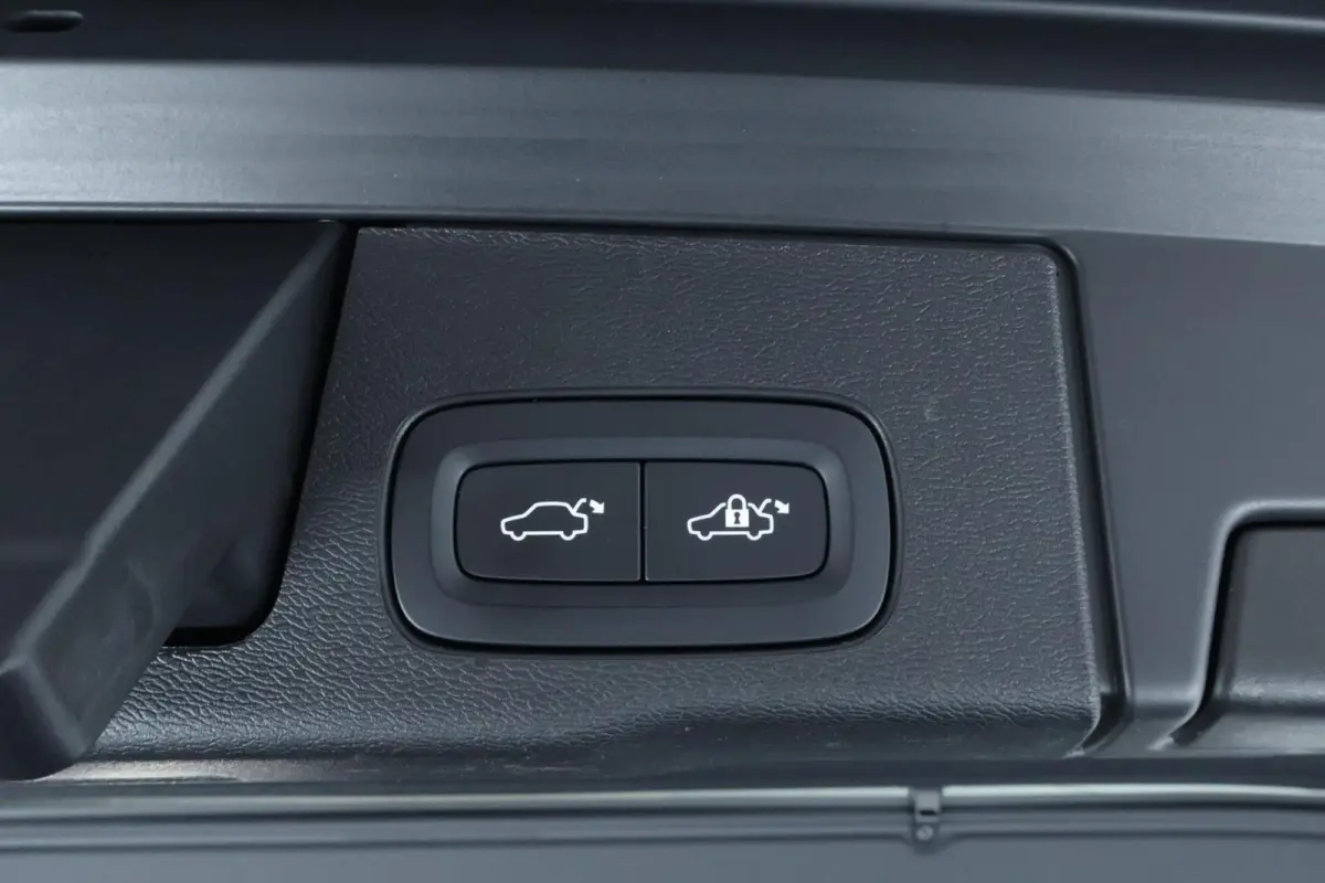 2.0 T6 Plug-in hybrid AWD Core Bright Long Range |PANO|CAMERA|LED|ST + STUUR VWM|TREKHAAK|CARPLAY|+++
