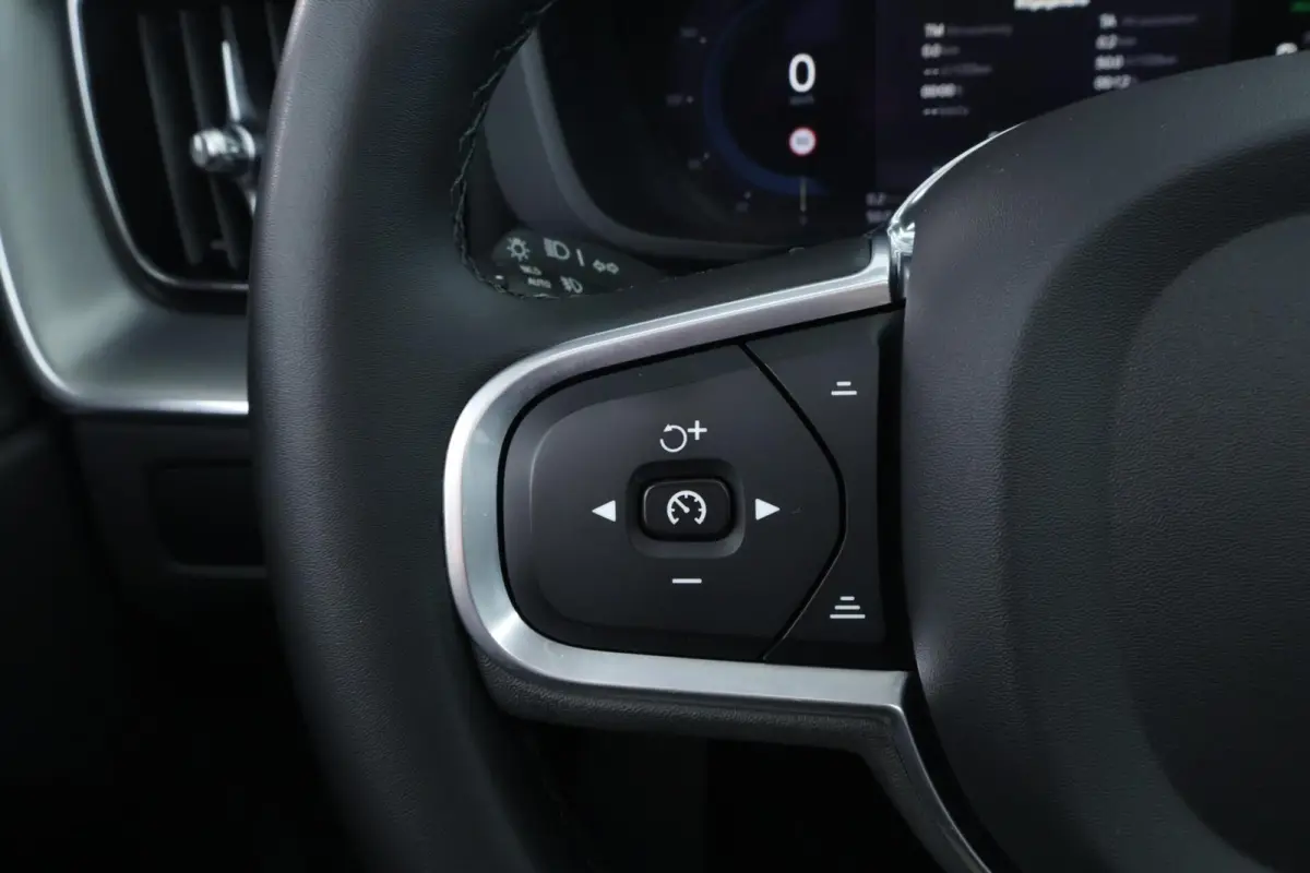 2.0 T6 Plug-in hybrid AWD Core Bright Long Range |PANO|CAMERA|LED|ST + STUUR VWM|TREKHAAK|CARPLAY|+++