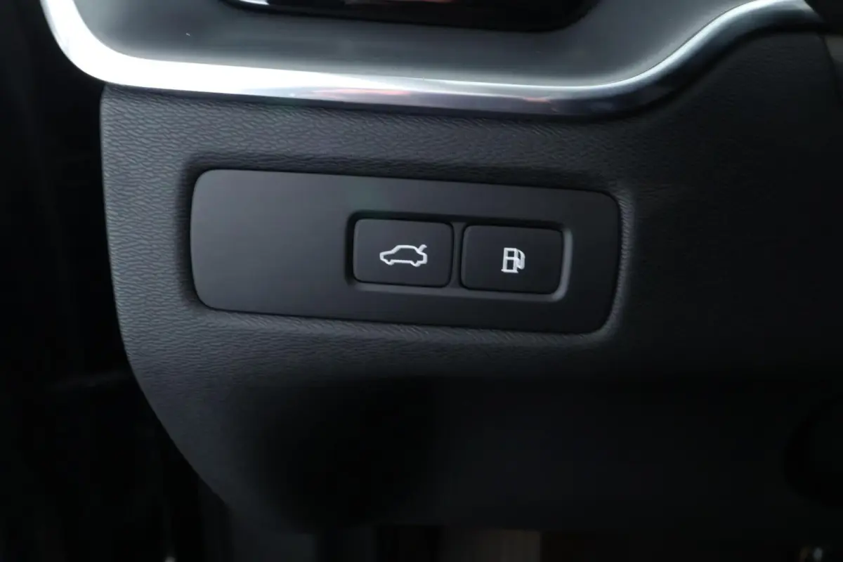 2.0 T6 Plug-in hybrid AWD Core Bright Long Range |PANO|CAMERA|LED|ST + STUUR VWM|TREKHAAK|CARPLAY|+++