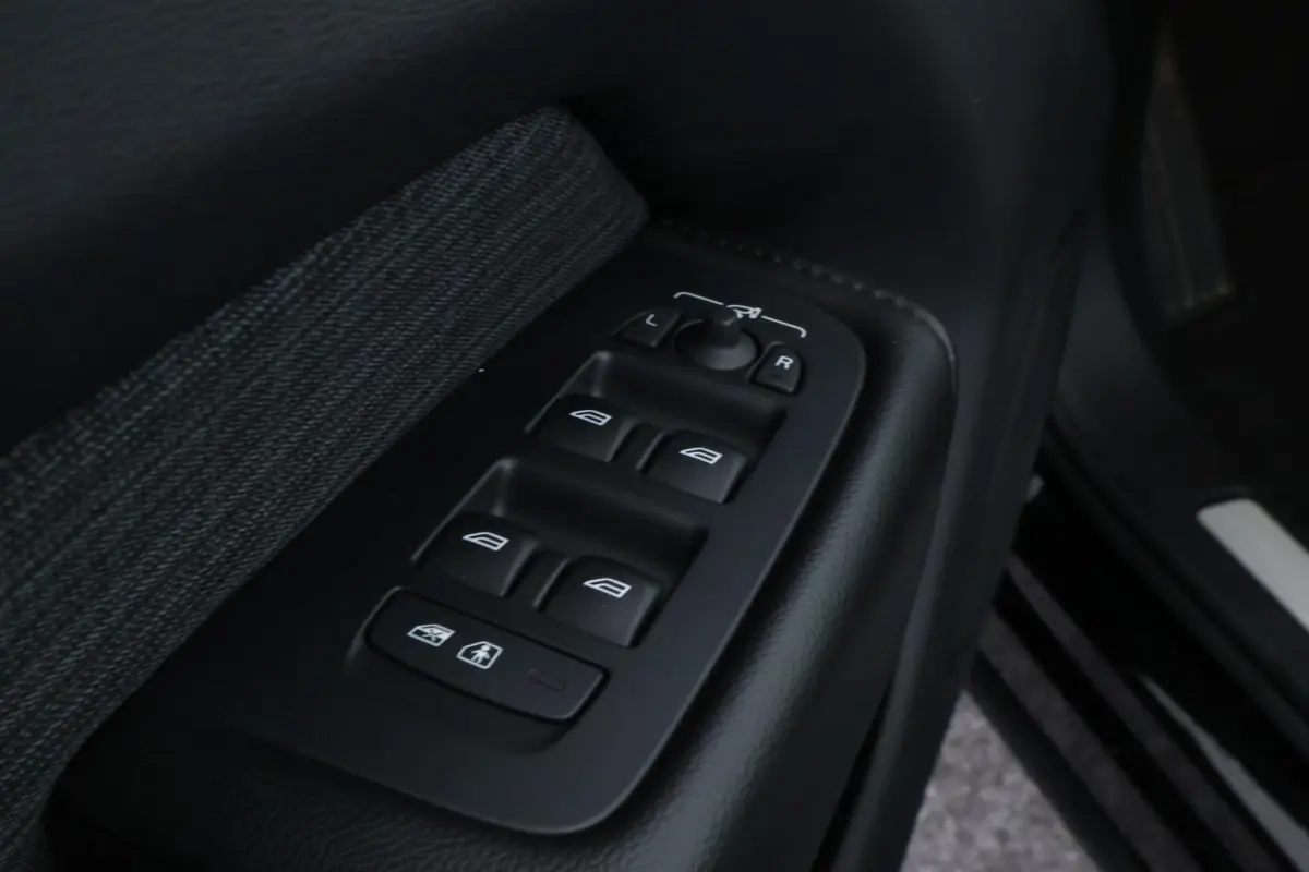 2.0 T6 Plug-in hybrid AWD Core Bright Long Range |PANO|CAMERA|LED|ST + STUUR VWM|TREKHAAK|CARPLAY|+++