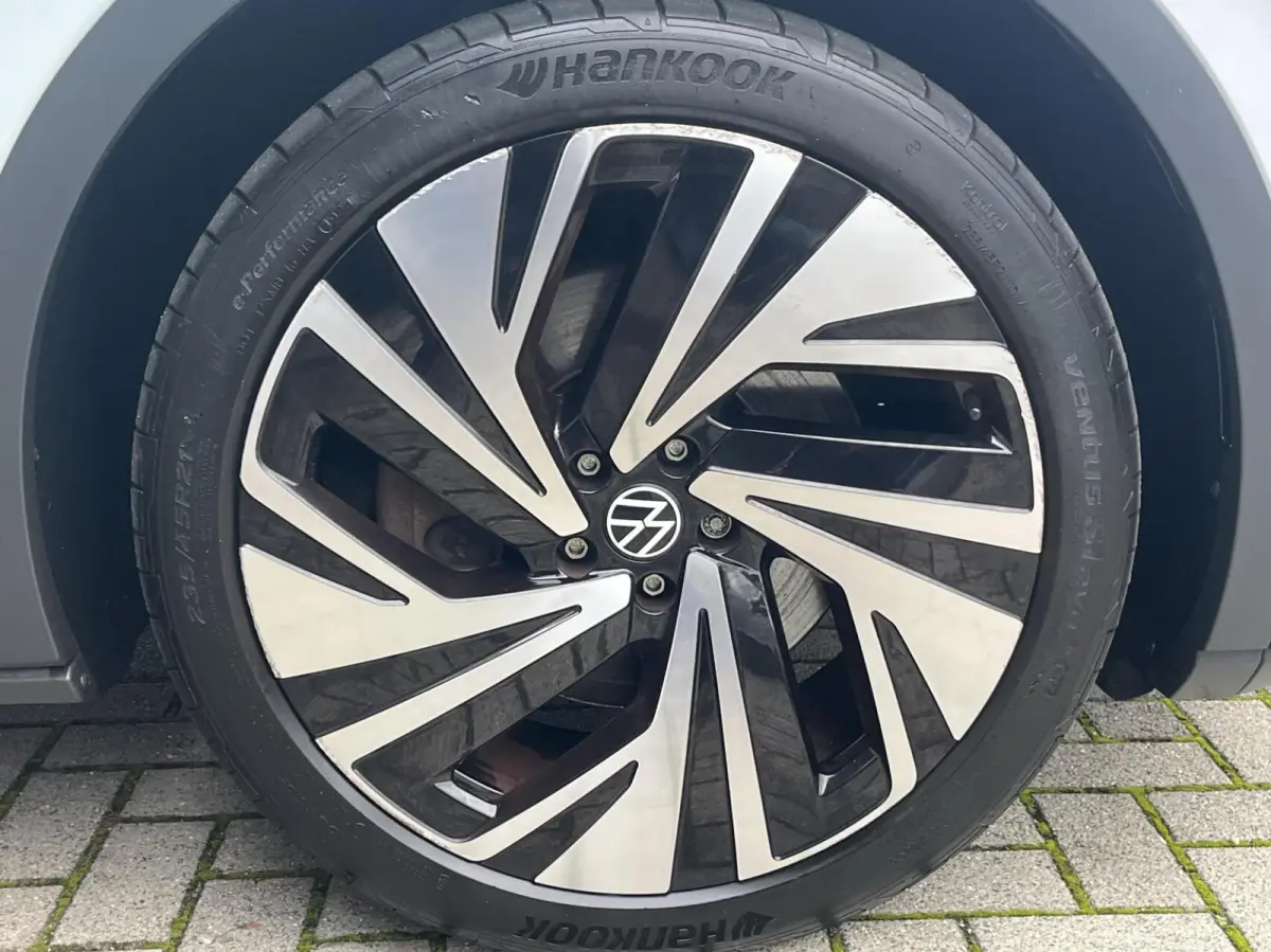 204PK 77 kWh PANO+MEMORY+IQ-LED+KEYLESS+21''