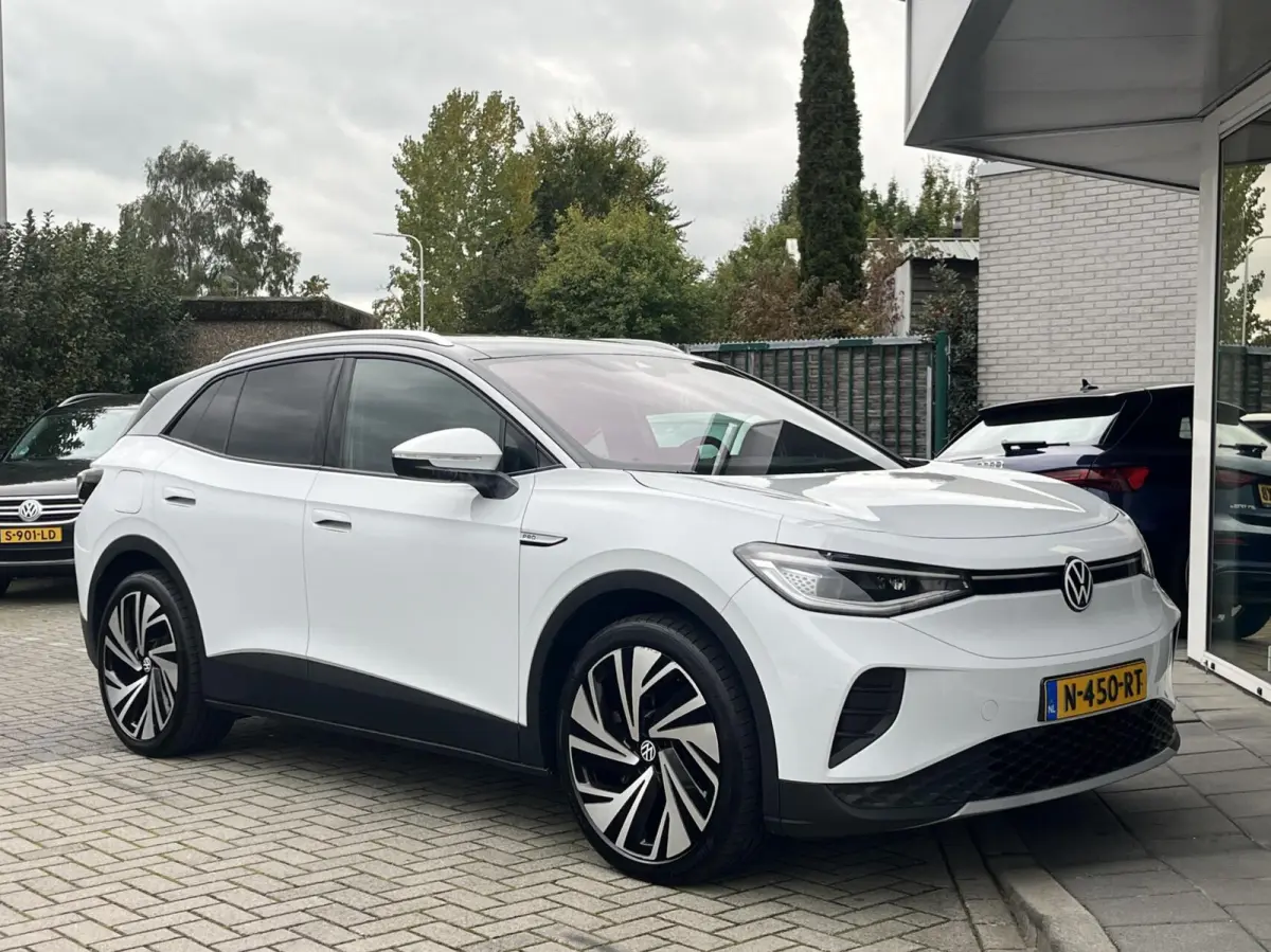204PK 77 kWh PANO+MEMORY+IQ-LED+KEYLESS+21''