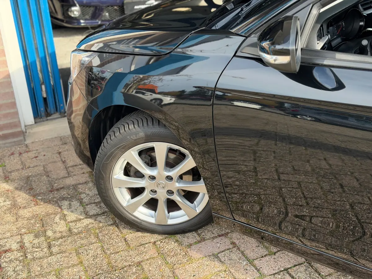 1.2 Edition 2022 AIRCO CARPLAY NAP BTW 1e Eig!