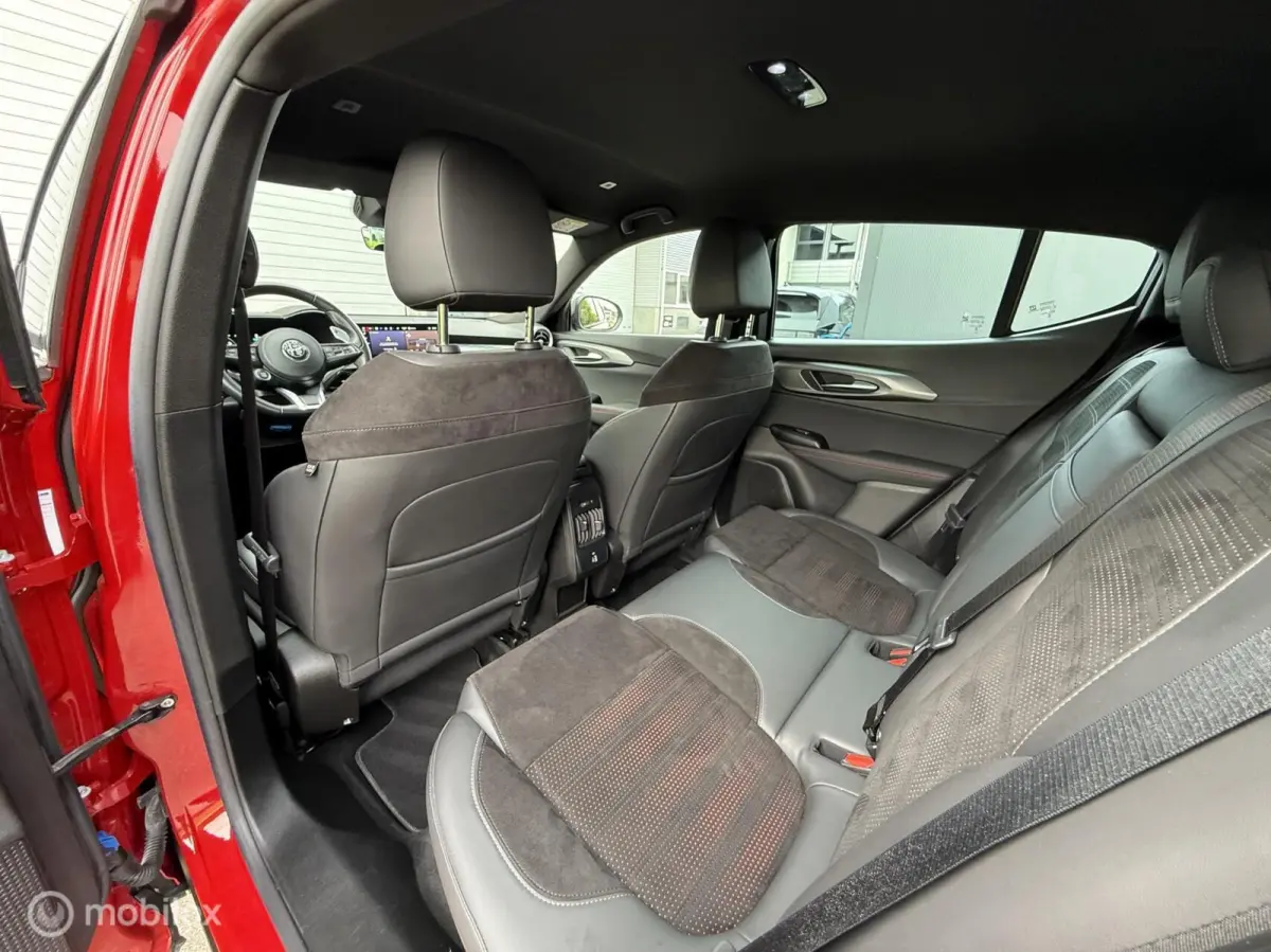 1.5 T Hybrid Speciale Veloce Carplay/20’/LED