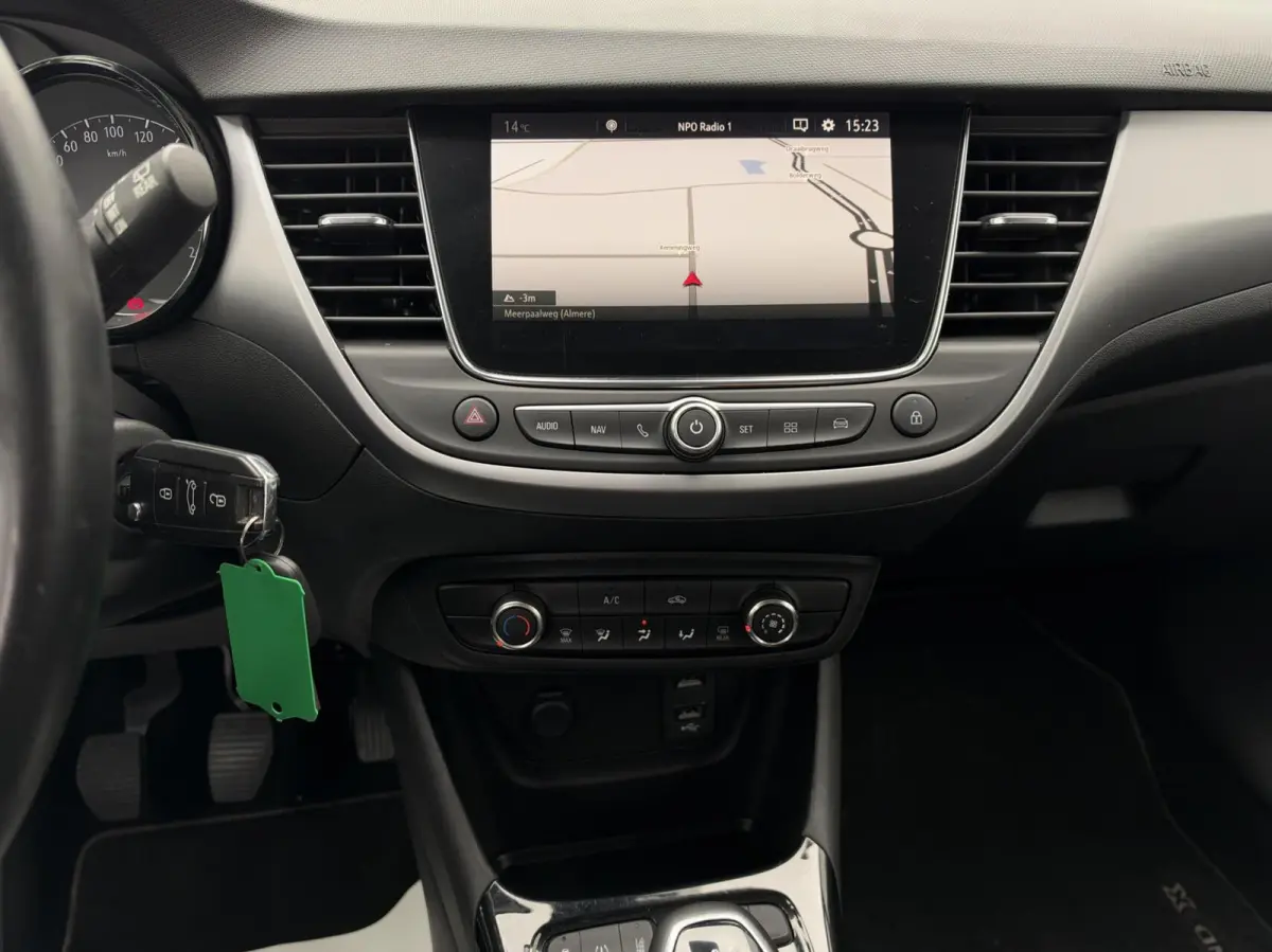 1.2 120 Jaar Edition - NAVI/CARPLAY/LED/NAP