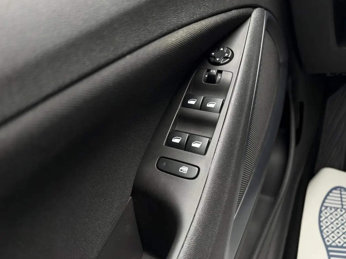 1.2 120 Jaar Edition - NAVI/CARPLAY/LED/NAP
