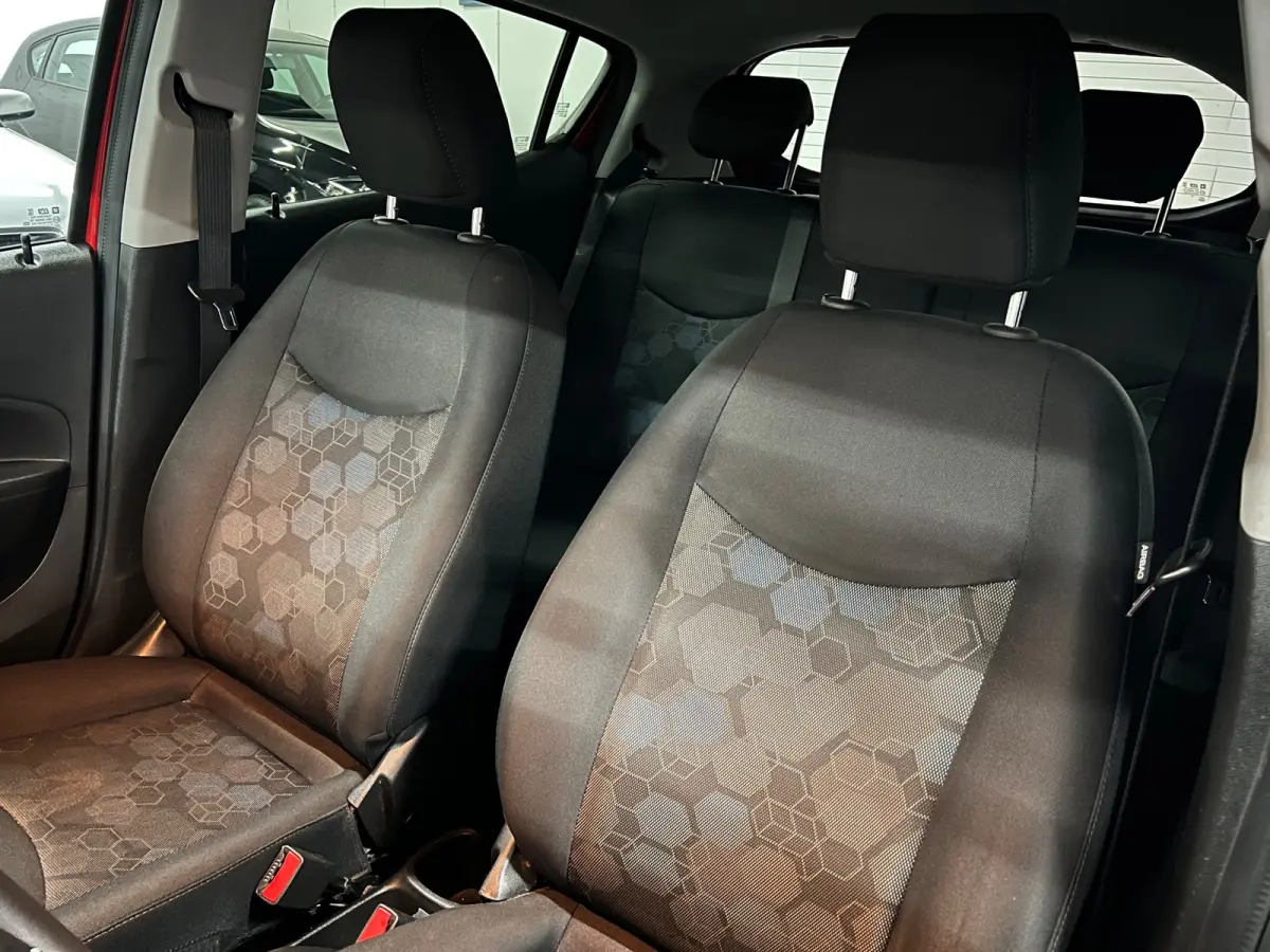1.0 Online Edition CARPLAY / NAP / NAVIGATIE