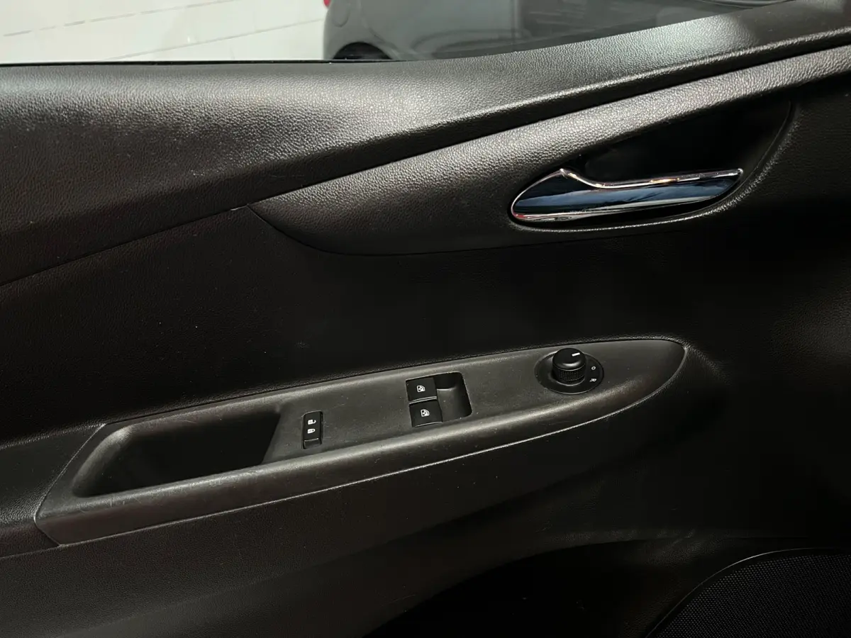 1.0 Online Edition CARPLAY / NAP / NAVIGATIE