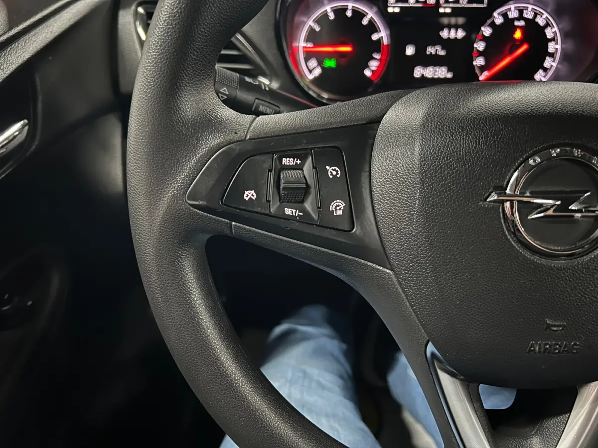 1.0 Online Edition CARPLAY / NAP / NAVIGATIE