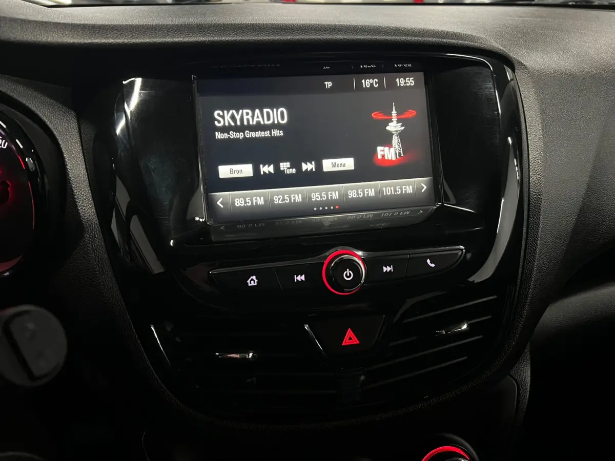 1.0 Online Edition CARPLAY / NAP / NAVIGATIE
