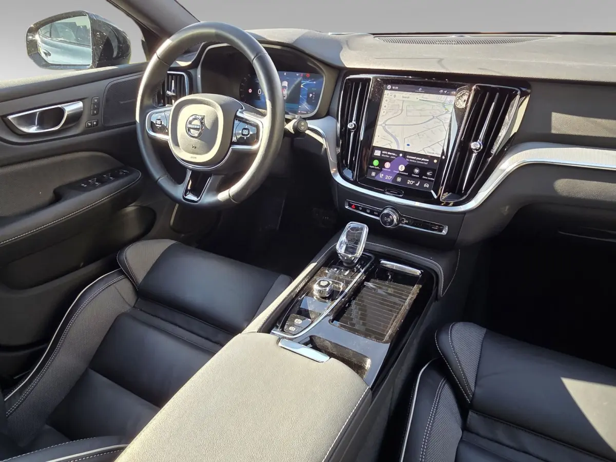 2.0 T8 Plug-in hybrid AWD Plus Dark | Trekhaak | 360 Camera | Memory | Harman/Kardon