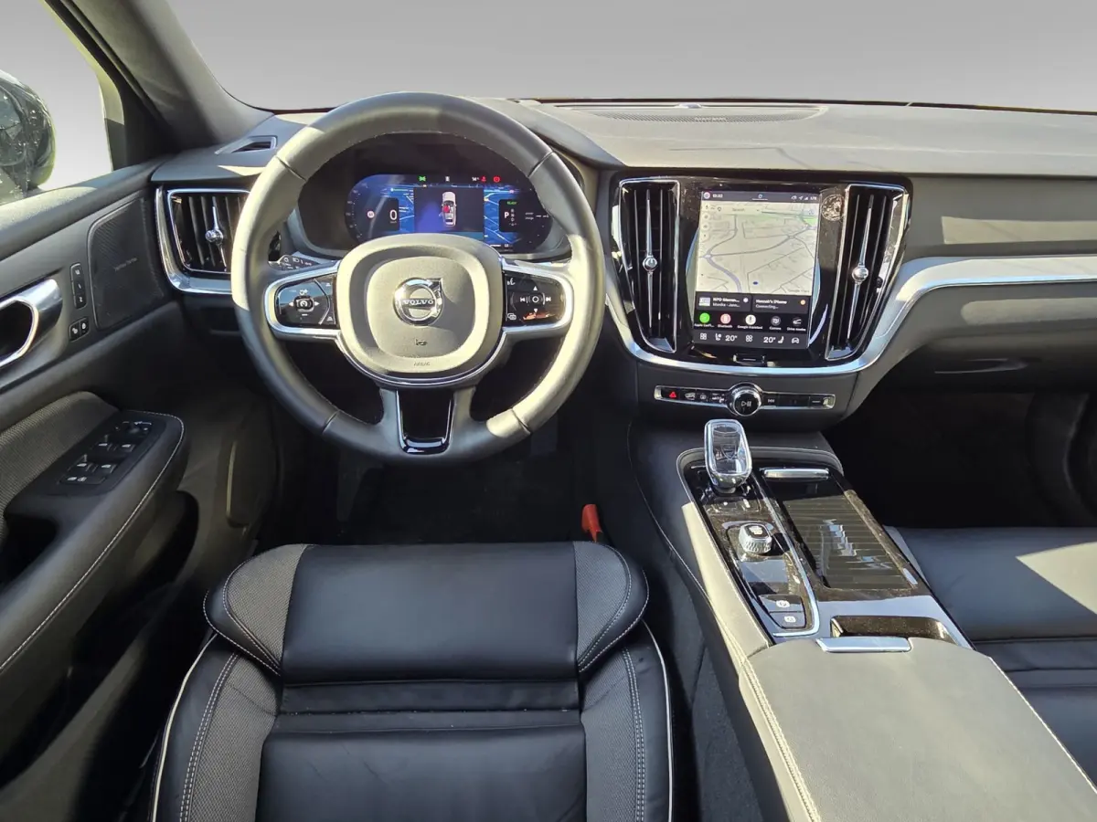 2.0 T8 Plug-in hybrid AWD Plus Dark | Trekhaak | 360 Camera | Memory | Harman/Kardon