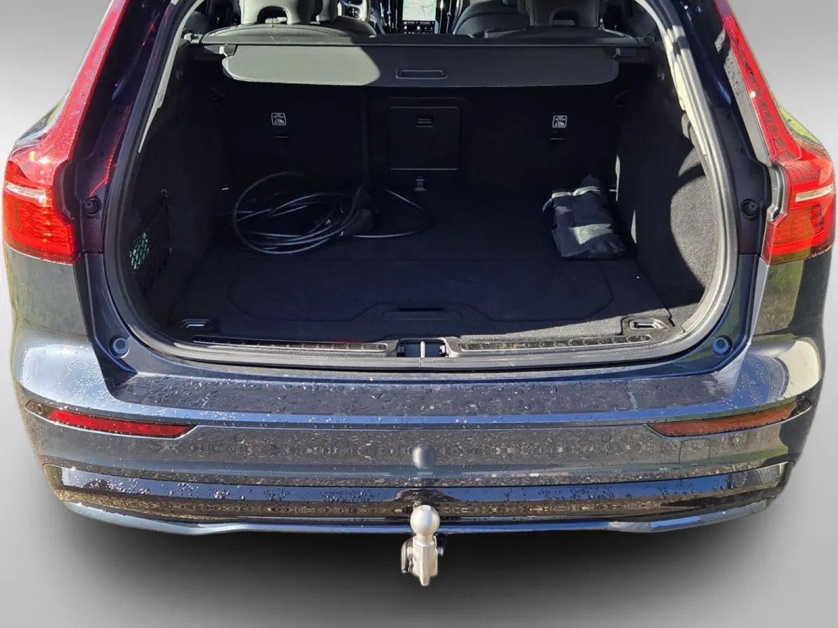 2.0 T6 Plug-in hybrid AWD Plus Dark | Trekhaak | 360 Camera | Harman/Kardon | Pano | Memory