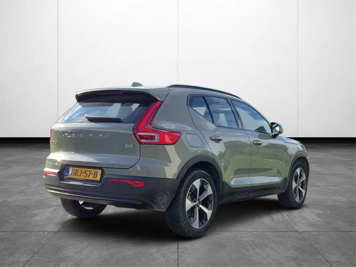 2.0 B4 Plus Dark | Achteruitrijcamera | Apple Carplay/Android Auto|telefoonintegratie premium | Cruise control adaptief met Stop&Go en stuurhulp