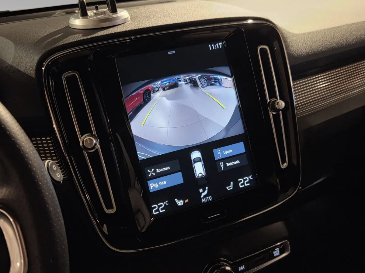 2.0 T4 R-Design | Trekhaak | Camera | Adaptive Cruise | Keyless | Stoelverwarming