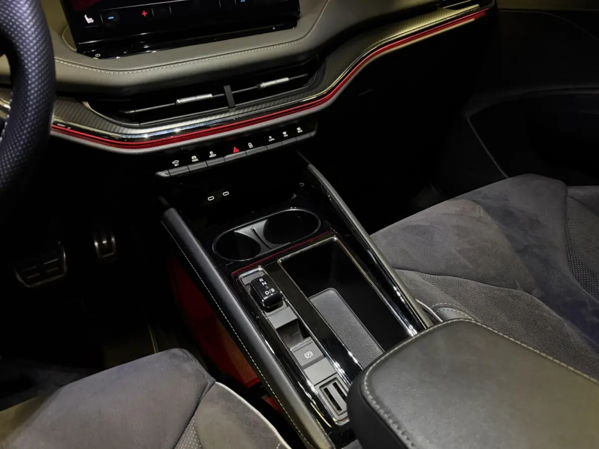 80 Sportline Warmtepomp Head-up Trekhaak NAP