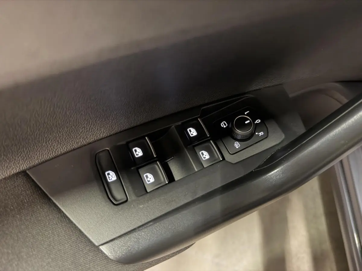 1.0 TSI R-Line Pano Virtual Sfeer Camera
