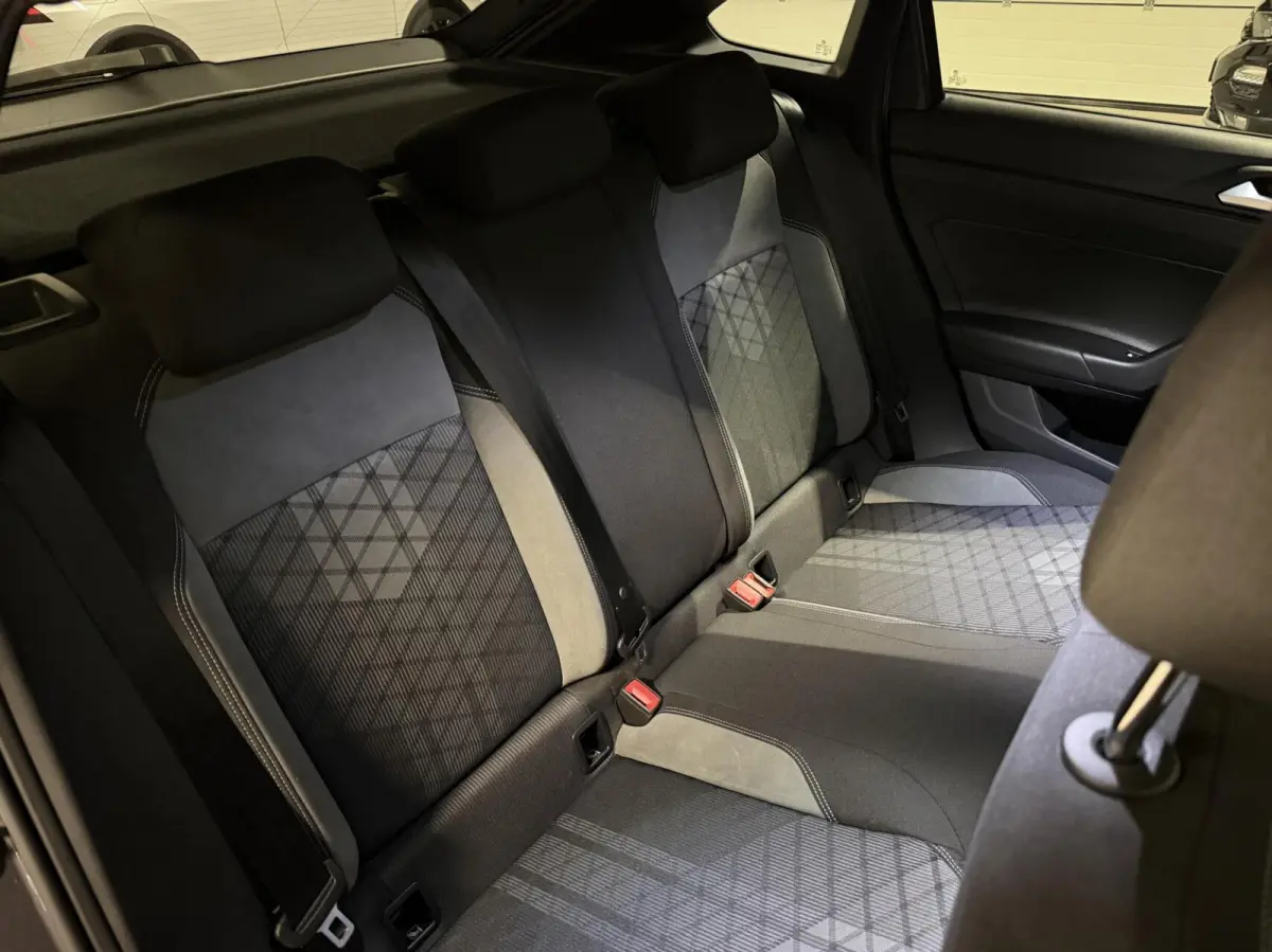 1.0 TSI R-Line Pano Virtual Sfeer Camera