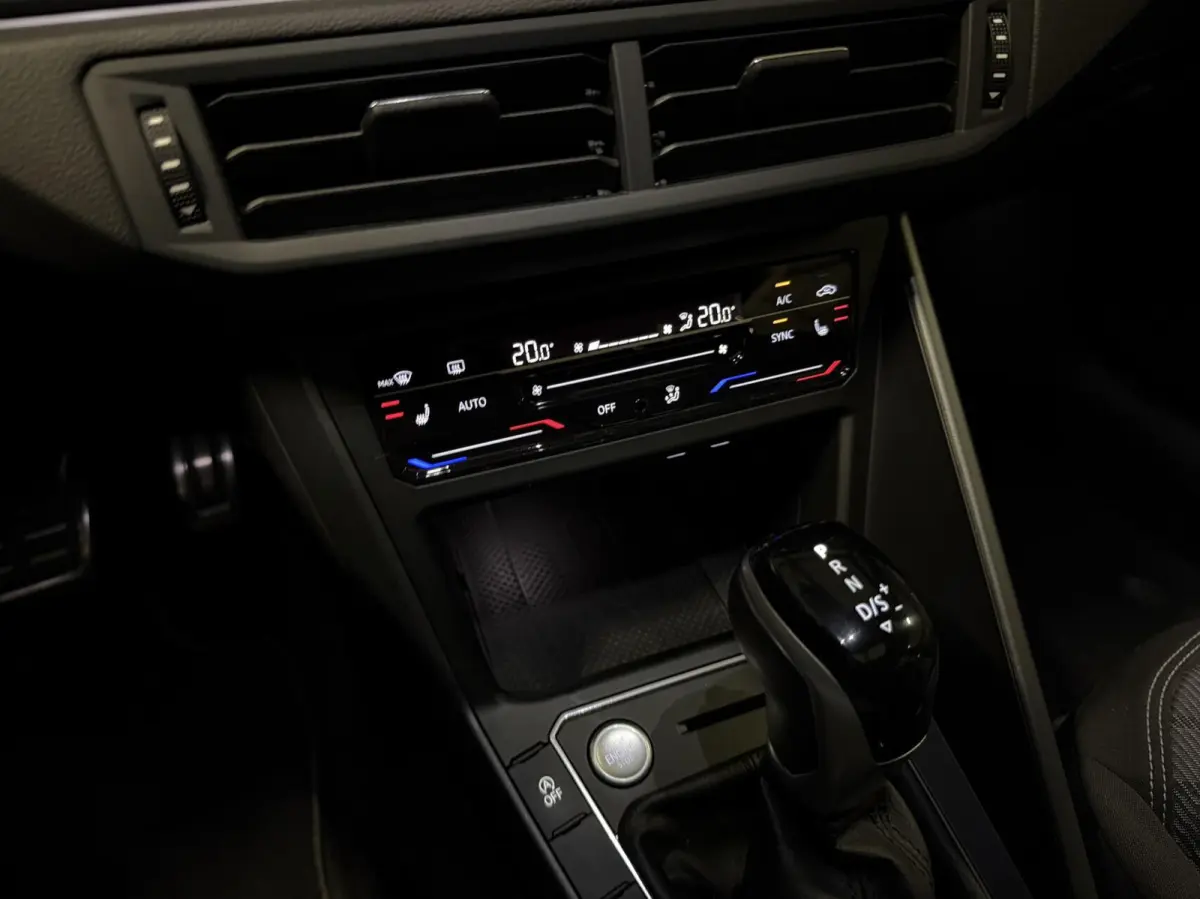 1.0 TSI R-Line Pano Virtual Sfeer Camera