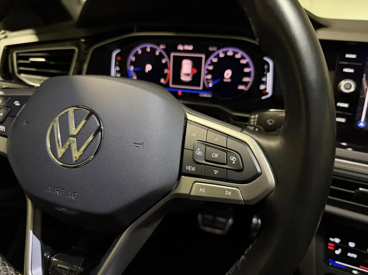 1.0 TSI R-Line Pano Virtual Sfeer Camera