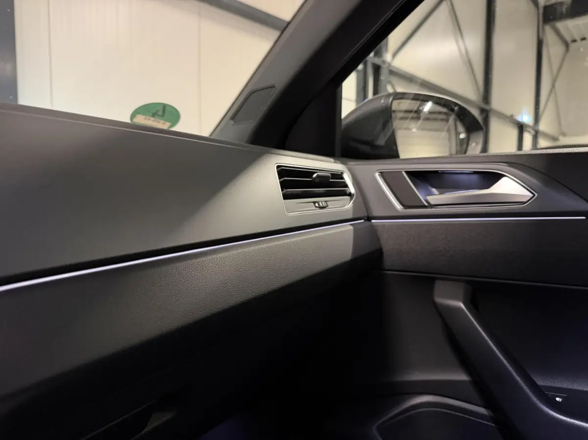1.0 TSI R-Line Pano Virtual Sfeer Camera
