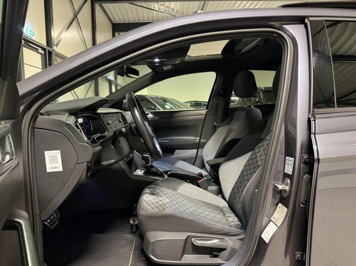 1.0 TSI R-Line Pano Virtual Sfeer Camera
