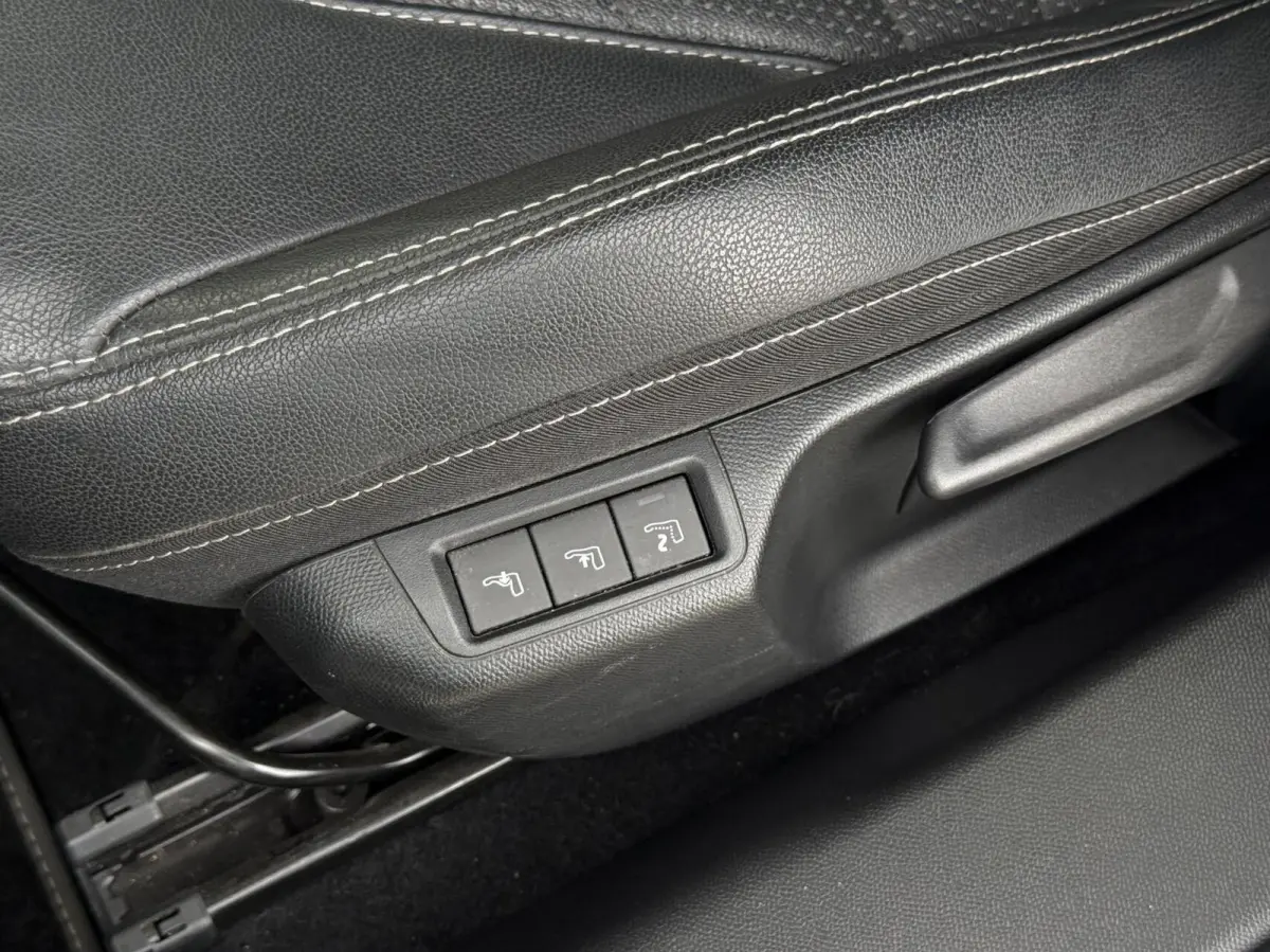 1.2 Turbo GS Line | Massage | Leder | ACC | Carplay