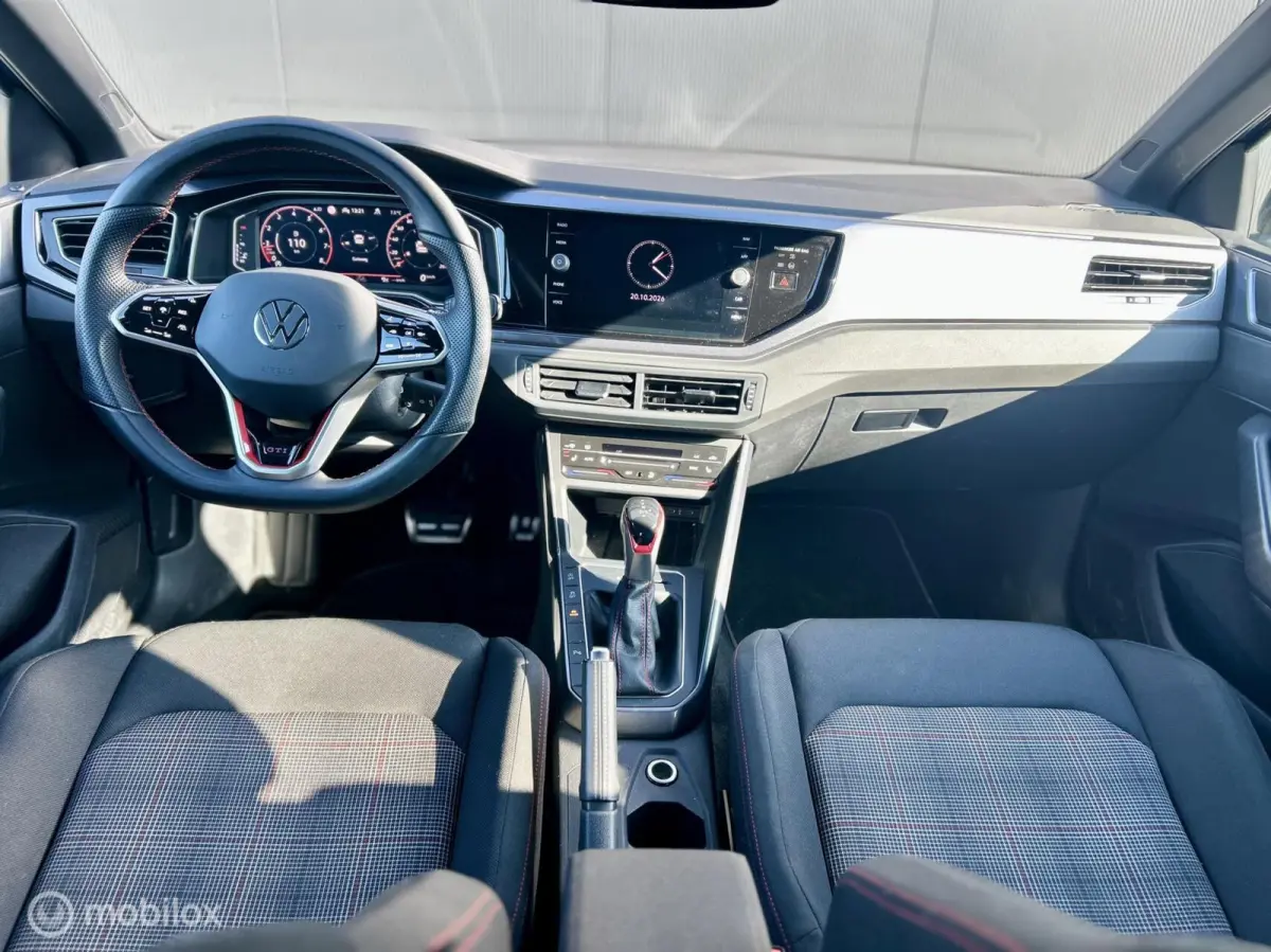 2.0 TSI GTI LANE NAVI ACC LED