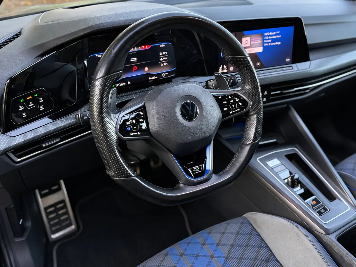 8 R 2.0 TSI DSG | AKRA | HUD | IQ | BTW ☑️