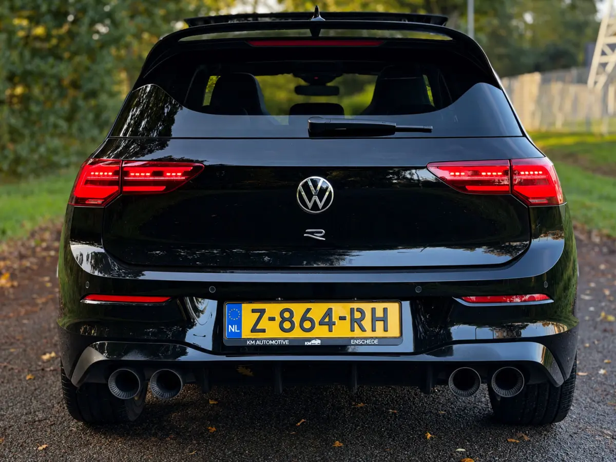 8 R 2.0 TSI DSG | AKRA | HUD | IQ | BTW ☑️