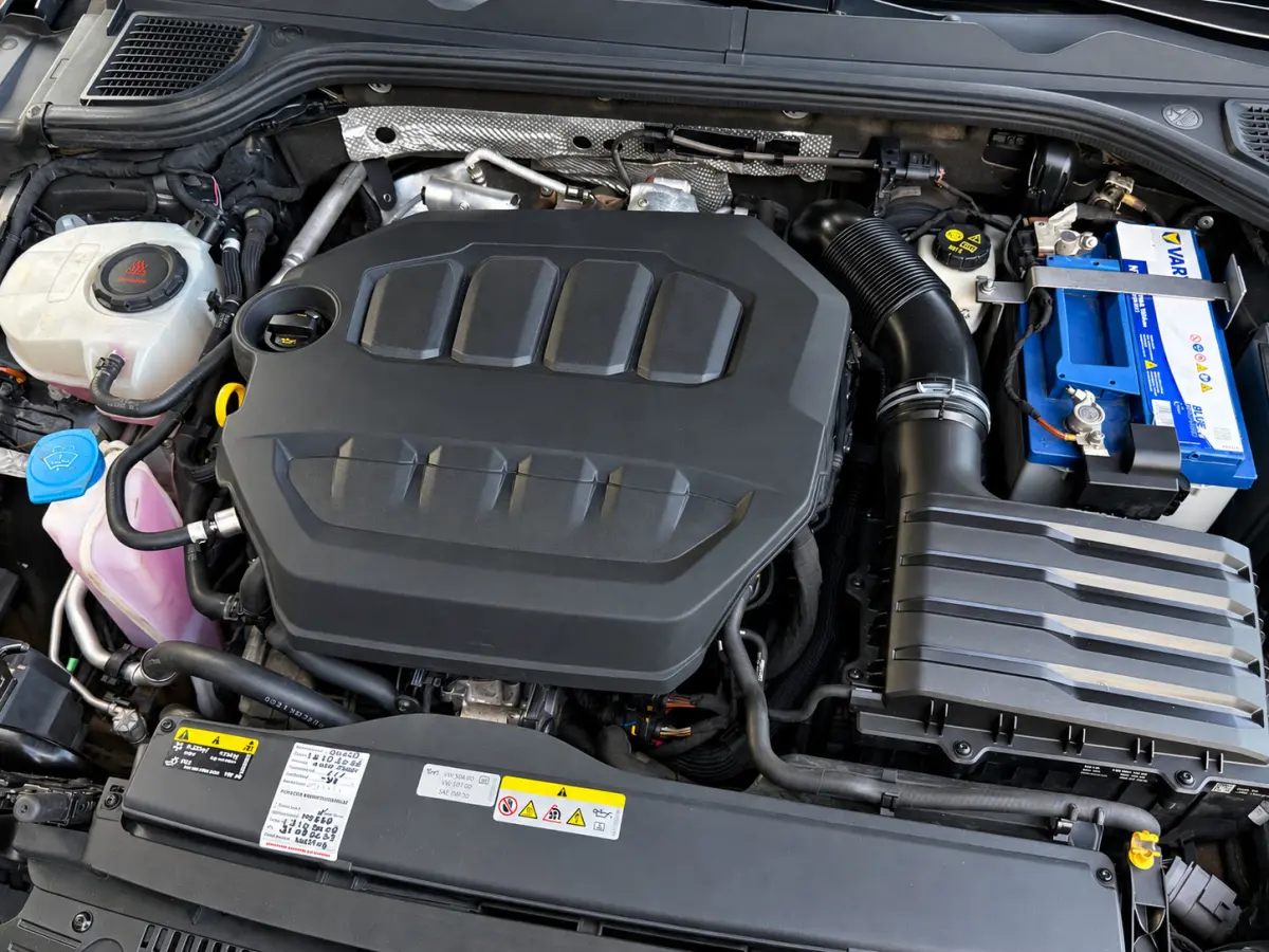 8 R 2.0 TSI DSG | AKRA | HUD | IQ | BTW ☑️