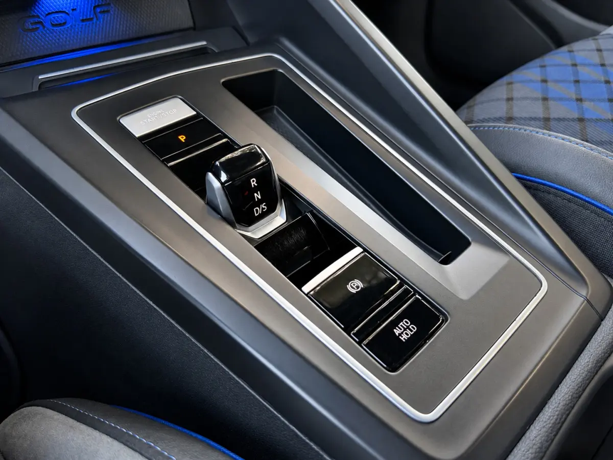 8 R 2.0 TSI DSG | AKRA | HUD | IQ | BTW ☑️