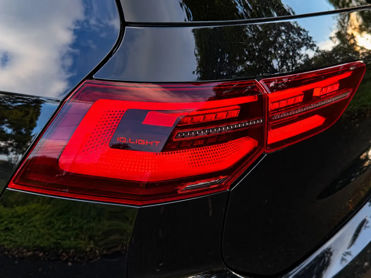 8 R 2.0 TSI DSG | AKRA | HUD | IQ | BTW ☑️