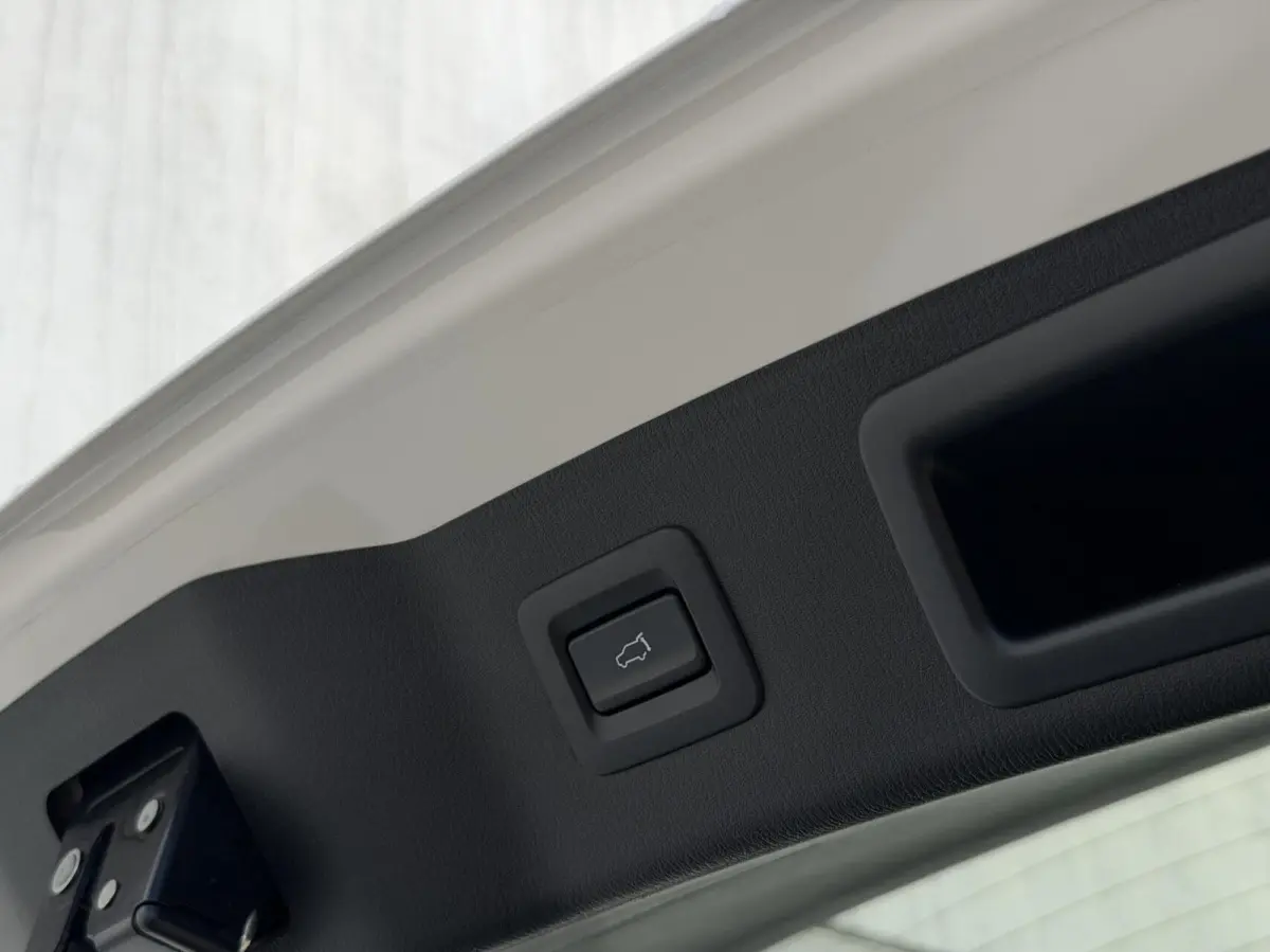 2.5 4WD SkyActiv-G | Pano | Stoelvw + ventilatie | Bose | Carplay