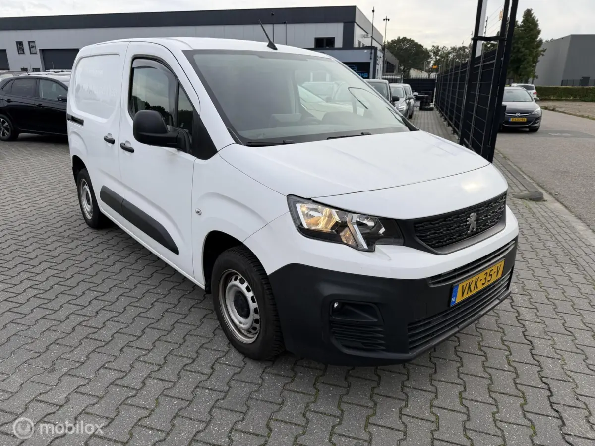 bestel 1.5 BlueHDI Premium trekhaak