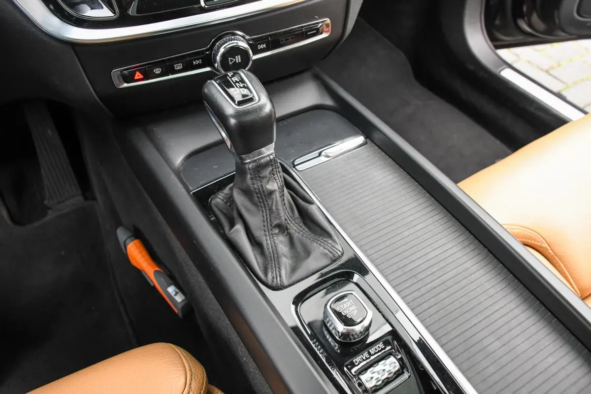 2.0 D4 Inscription Pano Leer Led Trekhaak CarPlay