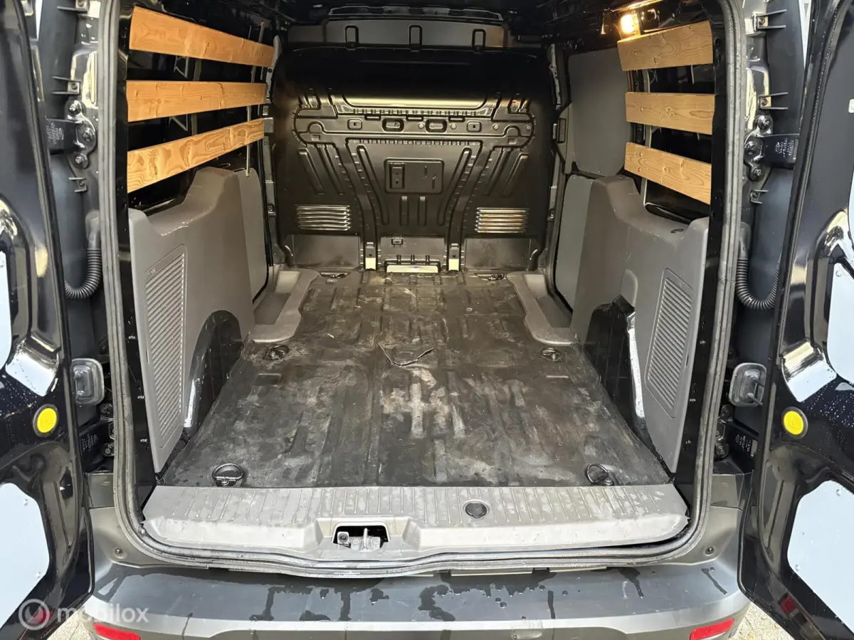 1.5 EcoBlue L2 AUTOMAAT/NAVI/CRUISE/SCHADE