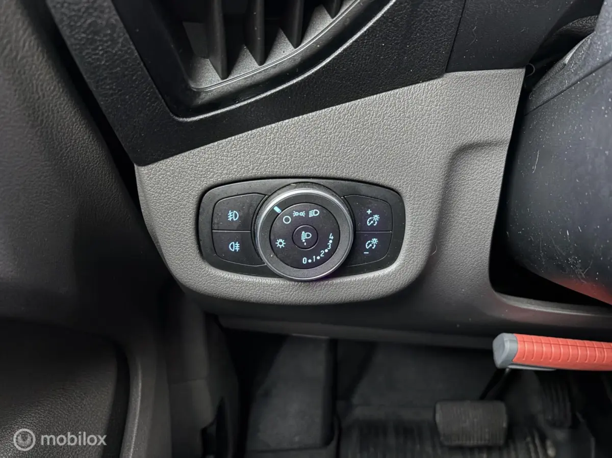 1.5 EcoBlue L2 AUTOMAAT/NAVI/CRUISE/SCHADE