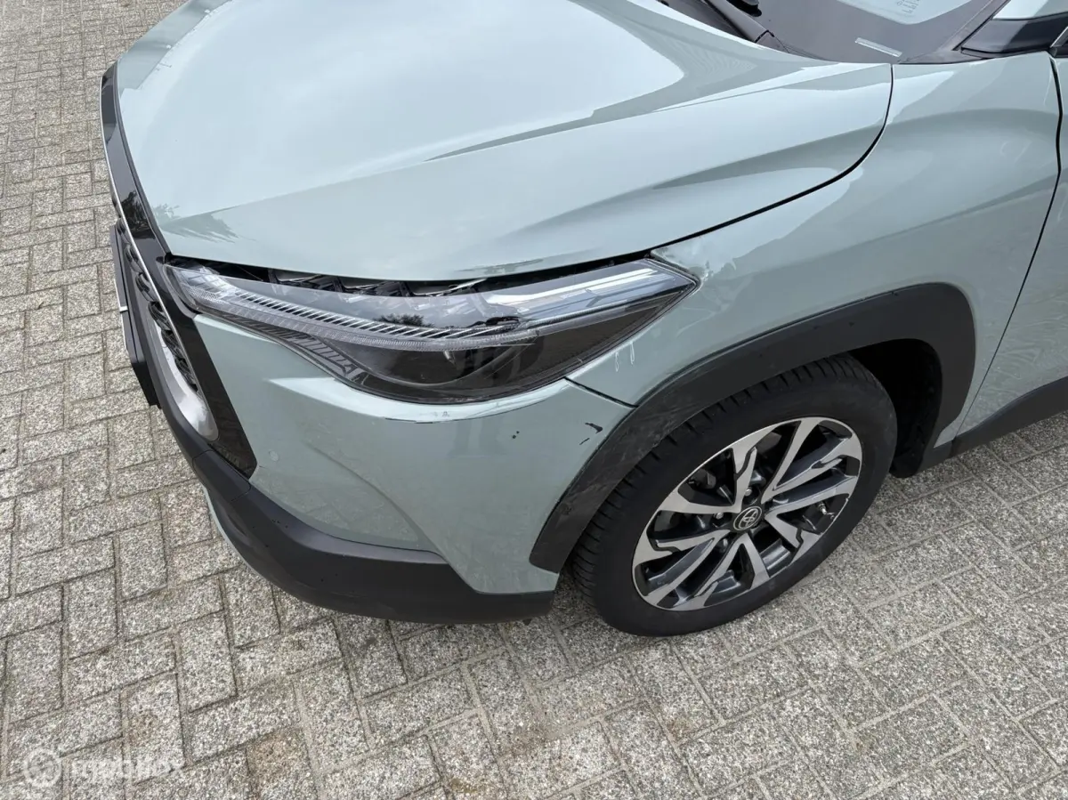 Hybrid 140 AUTOMAAT/CRUISE/NAVI/SCHADE