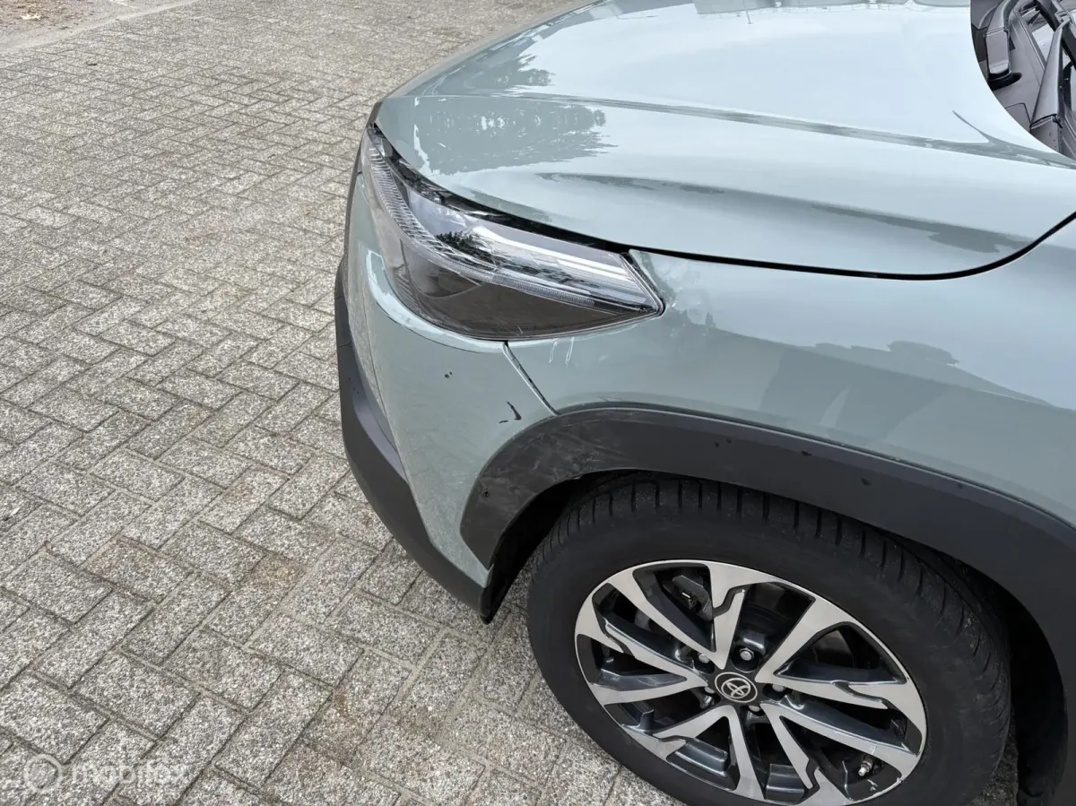 Hybrid 140 AUTOMAAT/CRUISE/NAVI/SCHADE